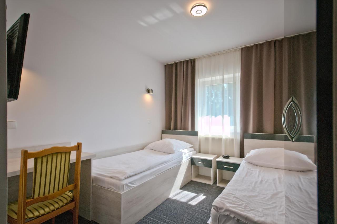 Hotel Sezam Kraczkowa Buitenkant foto