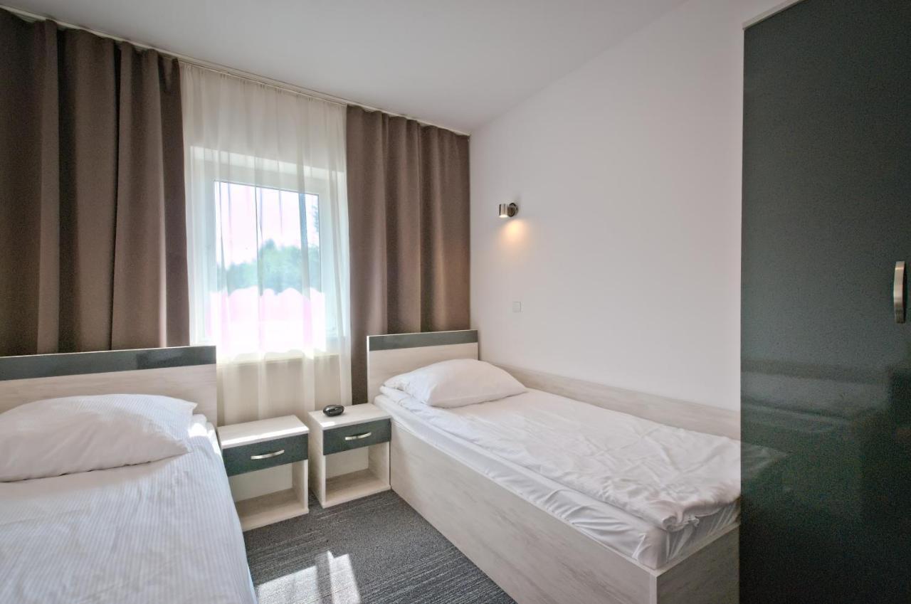 Hotel Sezam Kraczkowa Buitenkant foto
