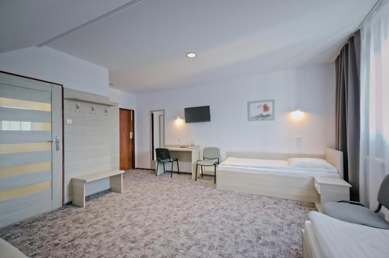 Hotel Sezam Kraczkowa Buitenkant foto