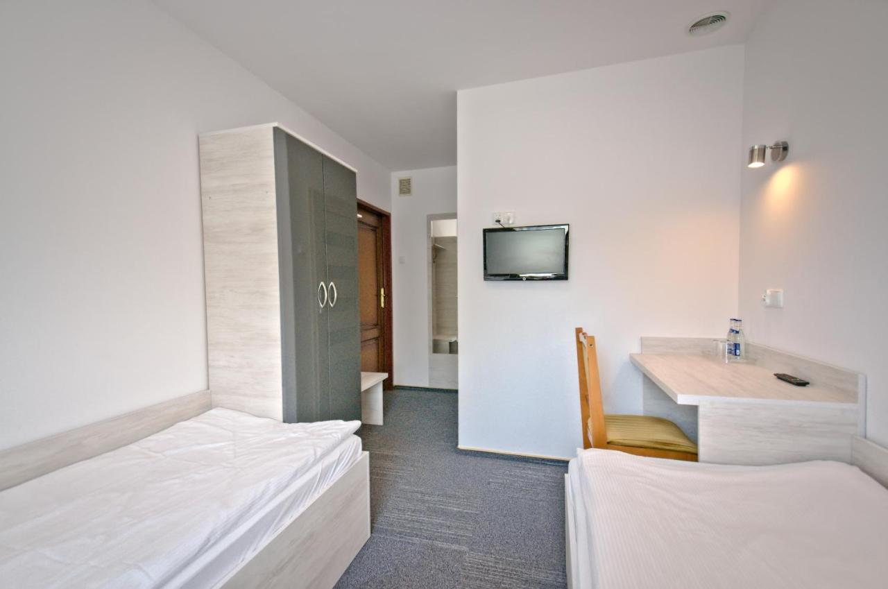 Hotel Sezam Kraczkowa Buitenkant foto