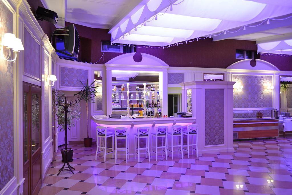 Hotel Sezam Kraczkowa Buitenkant foto