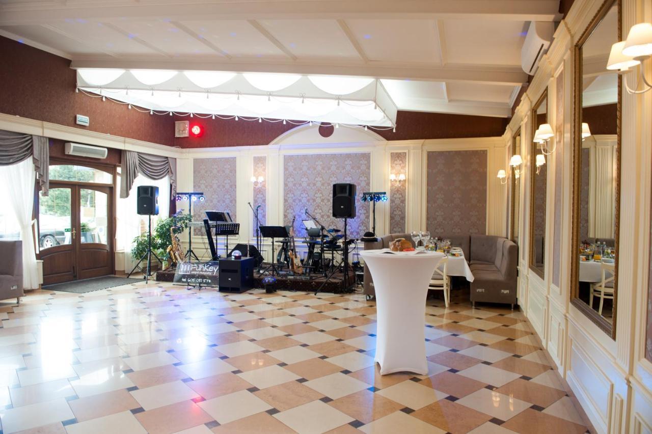 Hotel Sezam Kraczkowa Buitenkant foto